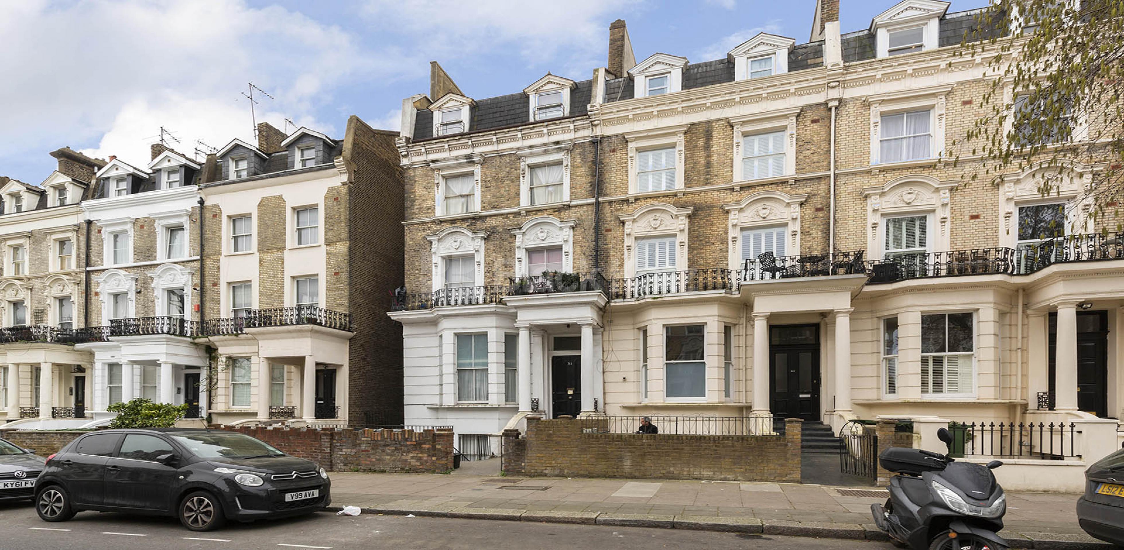 Very spacious two double bedrrom flat set within a period house mins to tube  Sutherland Avenue, Maida Vale W9